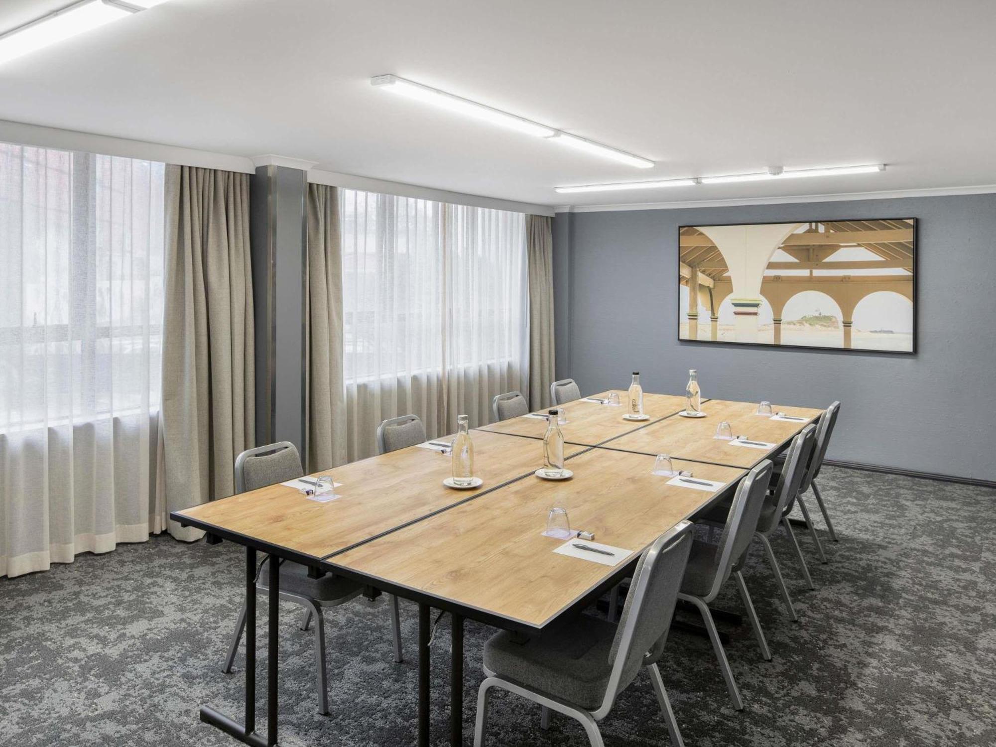 Mercure Newcastle Exterior photo