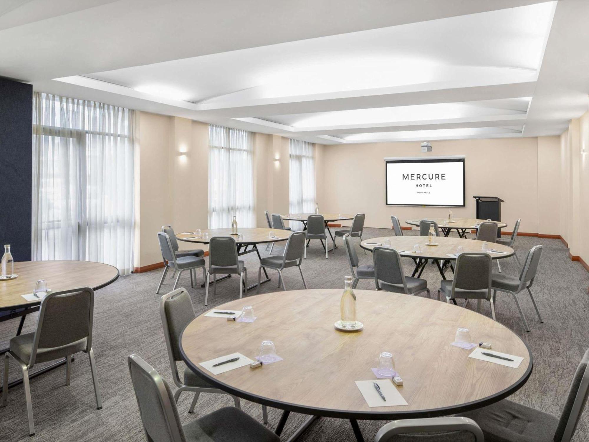 Mercure Newcastle Exterior photo